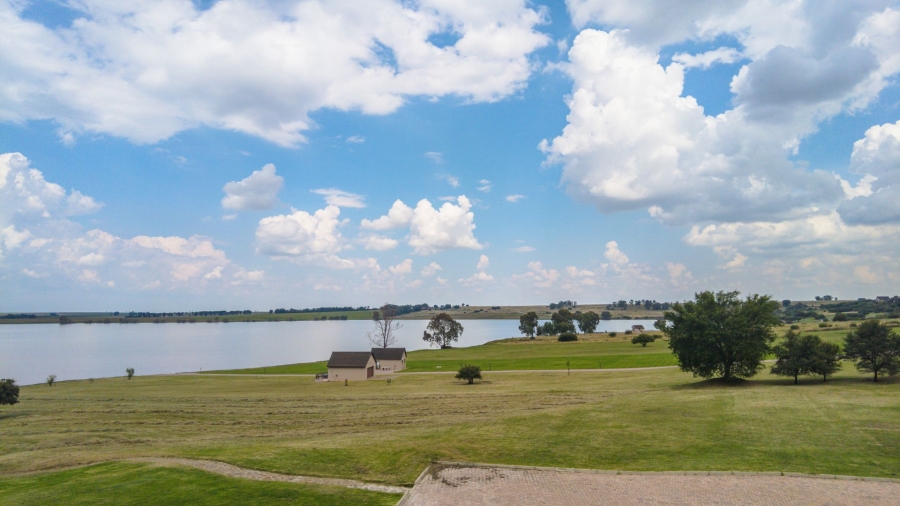 5 Bedroom Property for Sale in Oranjeville Free State